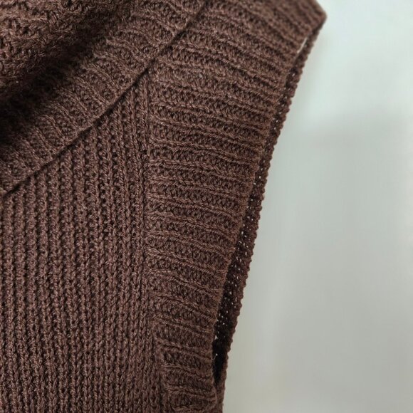 NWOT - Brown sleeveless sweater - Picture 3 of 9